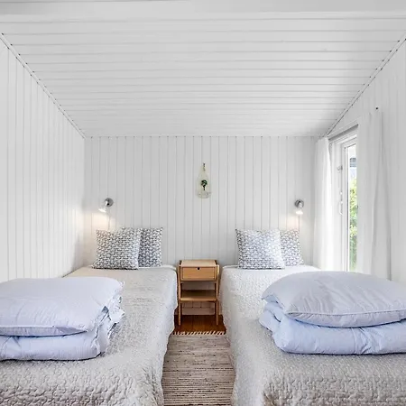 Semesterbostad 3 Bedroom Beautiful In *