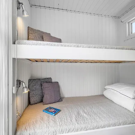 Prázdninový dům 3 Bedroom Beautiful In Fåborg