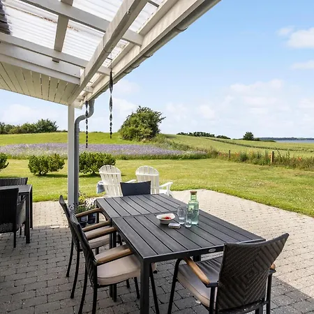 3 Bedroom Beautiful In