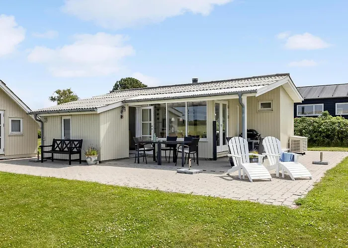 3 Bedroom Beautiful In Дом отдыха